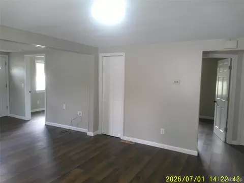 Living - 3490 Beveridge Rd, Flint, MI 48532 photo 3 of 4