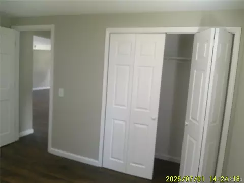 Bedroom - 3490 Beveridge Rd, Flint, MI 48532 photo 3 of 4