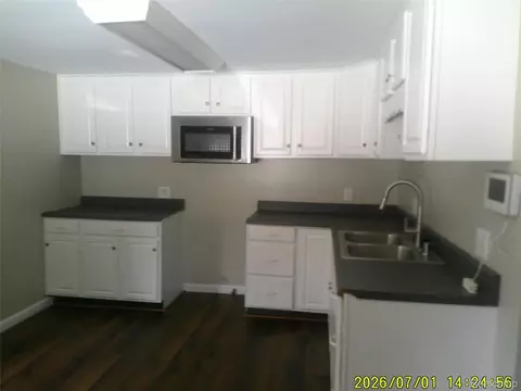 Kitchen - 3490 Beveridge Rd, Flint, MI 48532 photo 1 of 2