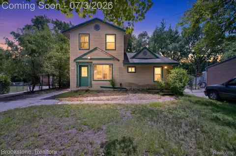 34637 Fairchild St, Westland, MI 48186