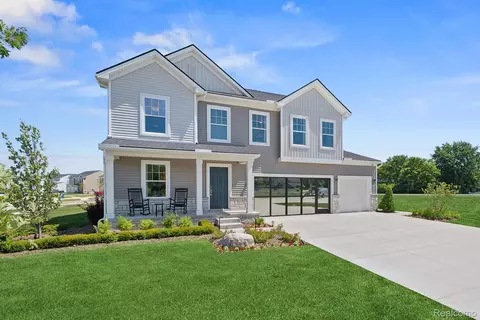 34433 Sandpiper Ct, Chesterfield, MI 48047