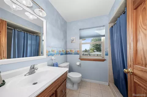 Bath - 7214 Cardinal St, Clay, MI 48001 photo 4 of 6