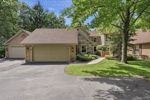 4603 Golf View Dr, Genoa, MI 48116