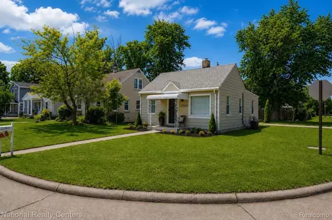 22591 Tulane Ave, Farmington Hills, MI 48336