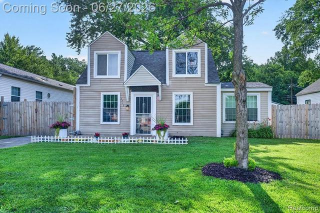 7715 Beech Daly Rd, Taylor, MI 48180