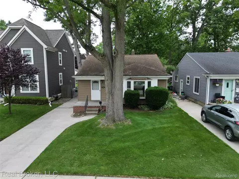 1919 Fern St, Royal Oak, MI 48073