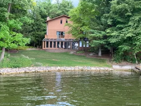 3583 Mitchell Rd, Elba, MI 48446