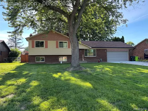 46365 Community Center Dr, Chesterfield, MI 48047