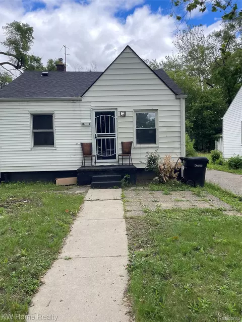 19350 Glastonbury Rd, Detroit, MI 48219