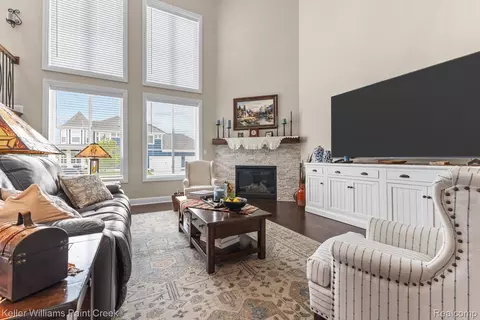 Living - 19376 Ryan Dr, Macomb, MI 48042 photo 1 of 3