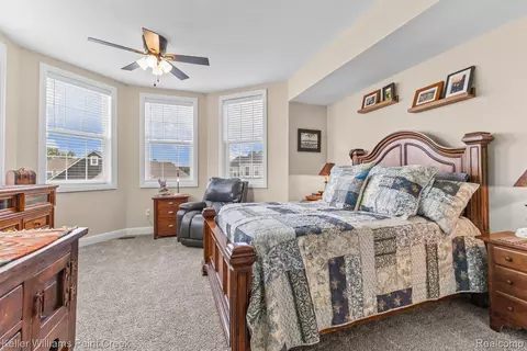 Bedroom - 19376 Ryan Dr, Macomb, MI 48042 photo 6 of 7