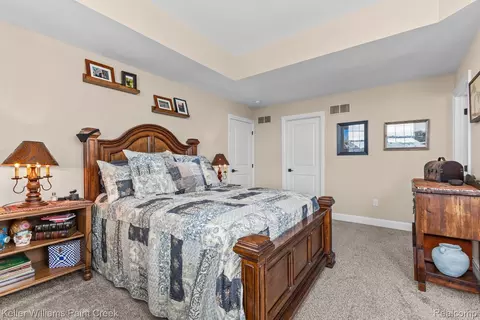 Bedroom - 19376 Ryan Dr, Macomb, MI 48042 photo 7 of 7