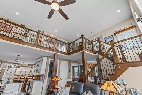Entry Way - 19376 Ryan Dr, Macomb, MI 48042 photo 5 of 6