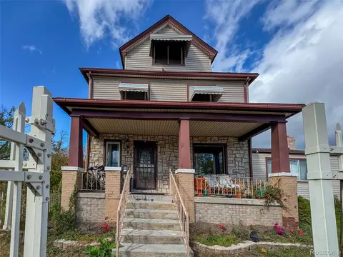 991 Euclid St, Detroit, MI 48211