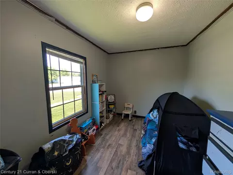 Bedroom - 29319 Maple, Flat Rock, MI 48134 photo 1 of 2
