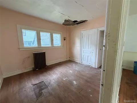 Bedroom - 718 River St, Owosso, MI 48867 photo 1 of 6