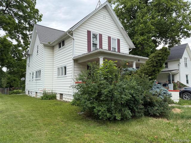 718 River St, Owosso, MI 48867