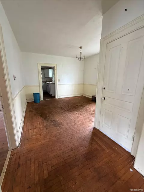 Entry Way - 718 River St, Owosso, MI 48867 photo 1 of 1