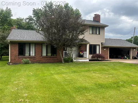 9844 Pine Knob Rd, Independence, MI 48348