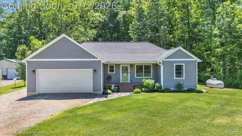 8224 Petz Rd, Imlay, MI 48444