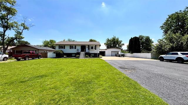 20385 Empire St, Taylor, MI 48180