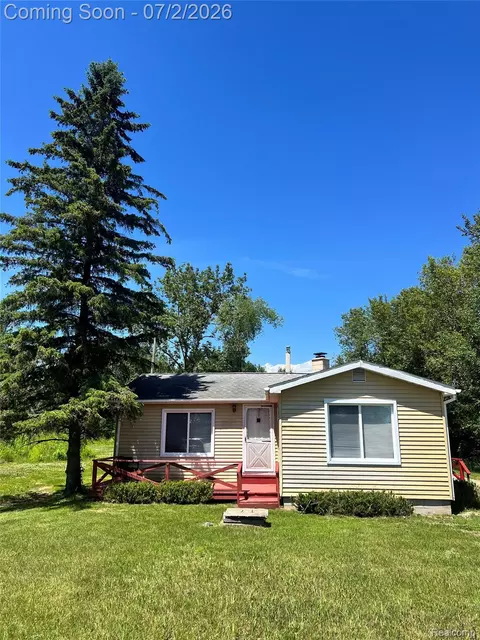 3567 Coveview Dr, Hill, MI 48635