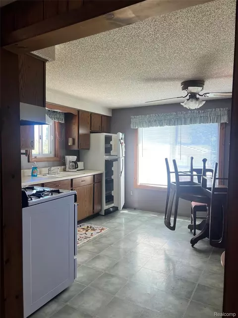 Kitchen - 3567 Coveview Dr, Hill, MI 48635 photo 1 of 2