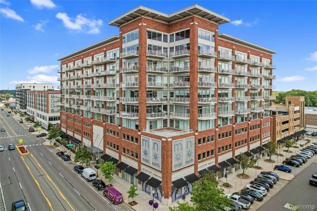 350 N Main St #517, Royal Oak, MI 48067