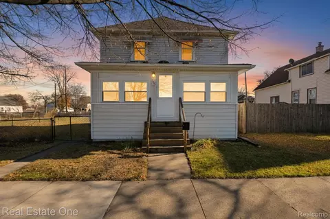 159 Dwight St, River Rouge, MI 48218
