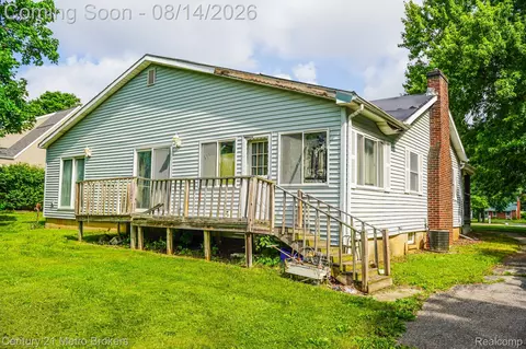 Exterior - 8294 Davison Rd, Davison, MI 48423 photo 1 of 1
