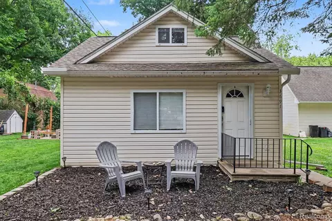 3691 Woodview Ave, West Bloomfield, MI 48324