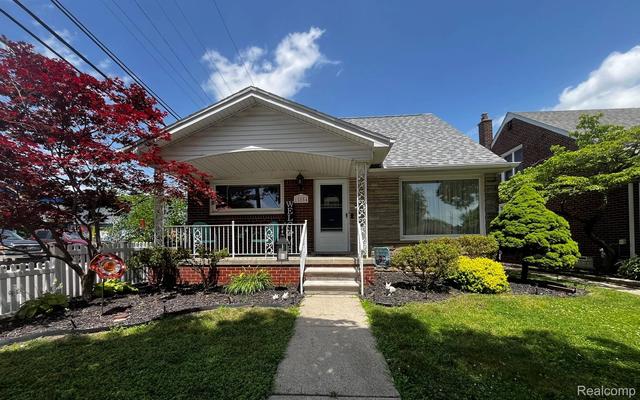 15854 Englewood Ave, Allen Park, MI 48101