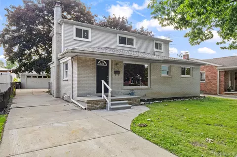 7608 Tulane St, Taylor, MI 48180