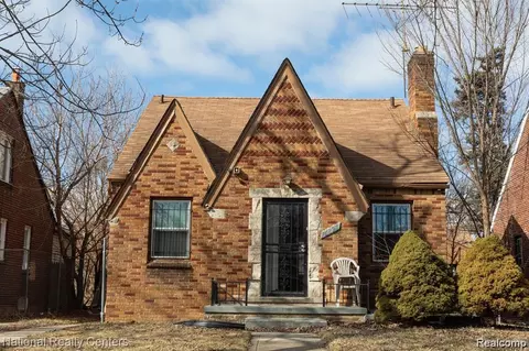 16827 Harlow St, Detroit, MI 48235
