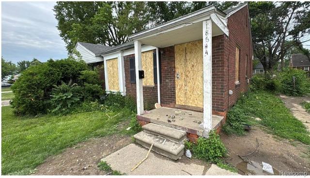 18644 Kelly Rd, Detroit, MI 48224