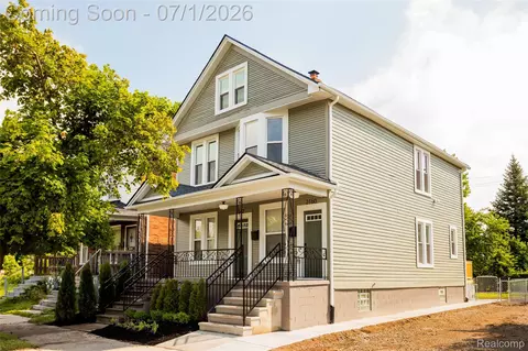 2160 Holcomb St, Detroit, MI 48214
