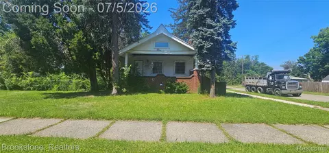 15775 Archdale St, Detroit, MI 48227