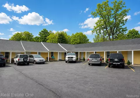 507 Lakeville Rd #7, Addison, MI 48367