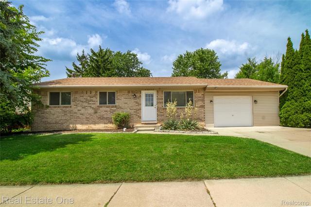44220 Saltz Rd, Canton, MI 48187