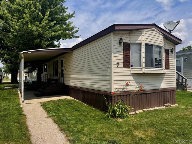 46000 Geddes Rd #7, Canton, MI 48188