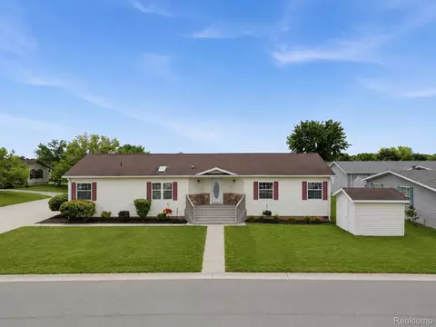 11078 Stony River Ct #522, Green Oak, MI 48178
