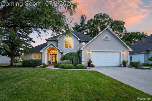 150 River Park Pl, Dundee, MI 48131