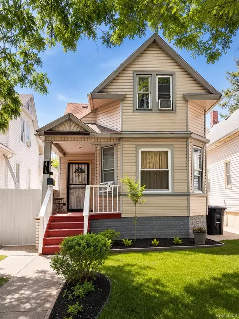 3716 Greusel St, Detroit, MI 48210