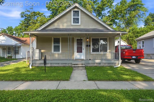 27085 Dartmouth St, Madison Heights, MI 48071