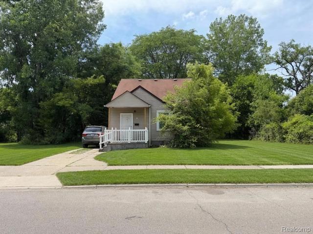 15723 Patton St, Detroit, MI 48223