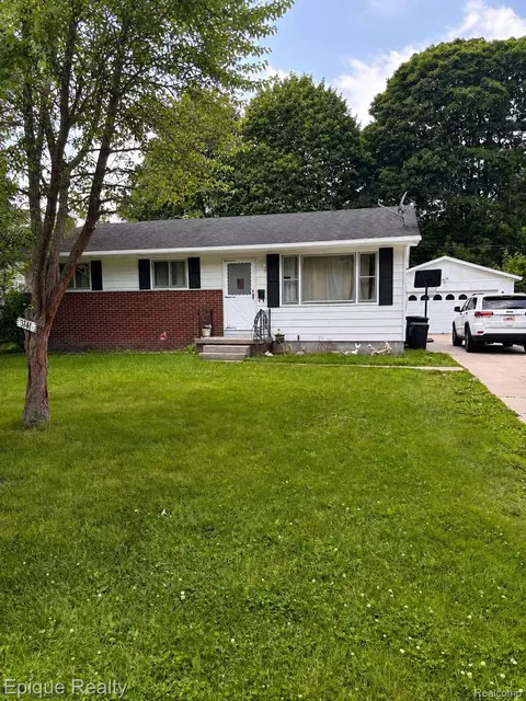 3141 Armour St, Port Huron, MI 48060