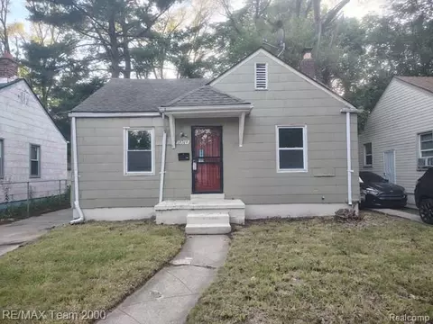 19749 Glastonbury Rd, Detroit, MI 48219