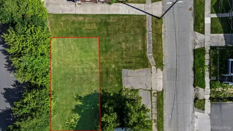 1213 Flushing Rd, Flint, MI 48504