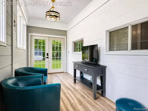 Exterior - 46495 North Ave, Macomb, MI 48042 photo 2 of 4