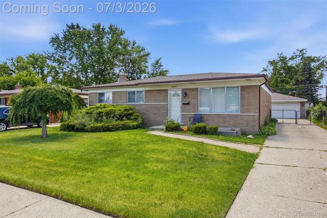 28445 Bradner Dr, Warren, MI 48088